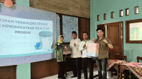 Gerakan Mahasiswa KKN UNDIP dalam Meningkatkan UMKM Rowosari pada Aspek Marketing dan Branding Beserta Pelatihan Penggunaan Mesin Spinner