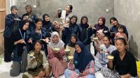 Mahasiswa KKN UPGRIS Manfaatkan Minyak Jelantah Jadi Lilin Aromaterapi Bersama Ibu-Ibu PKK Dusun Kapuran