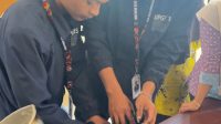 Ubah Limbah Jadi Berkah, Mahasiswa KKN UPGRIS Sulap Bonggol Jagung Jadi Briket di Desa Branjang