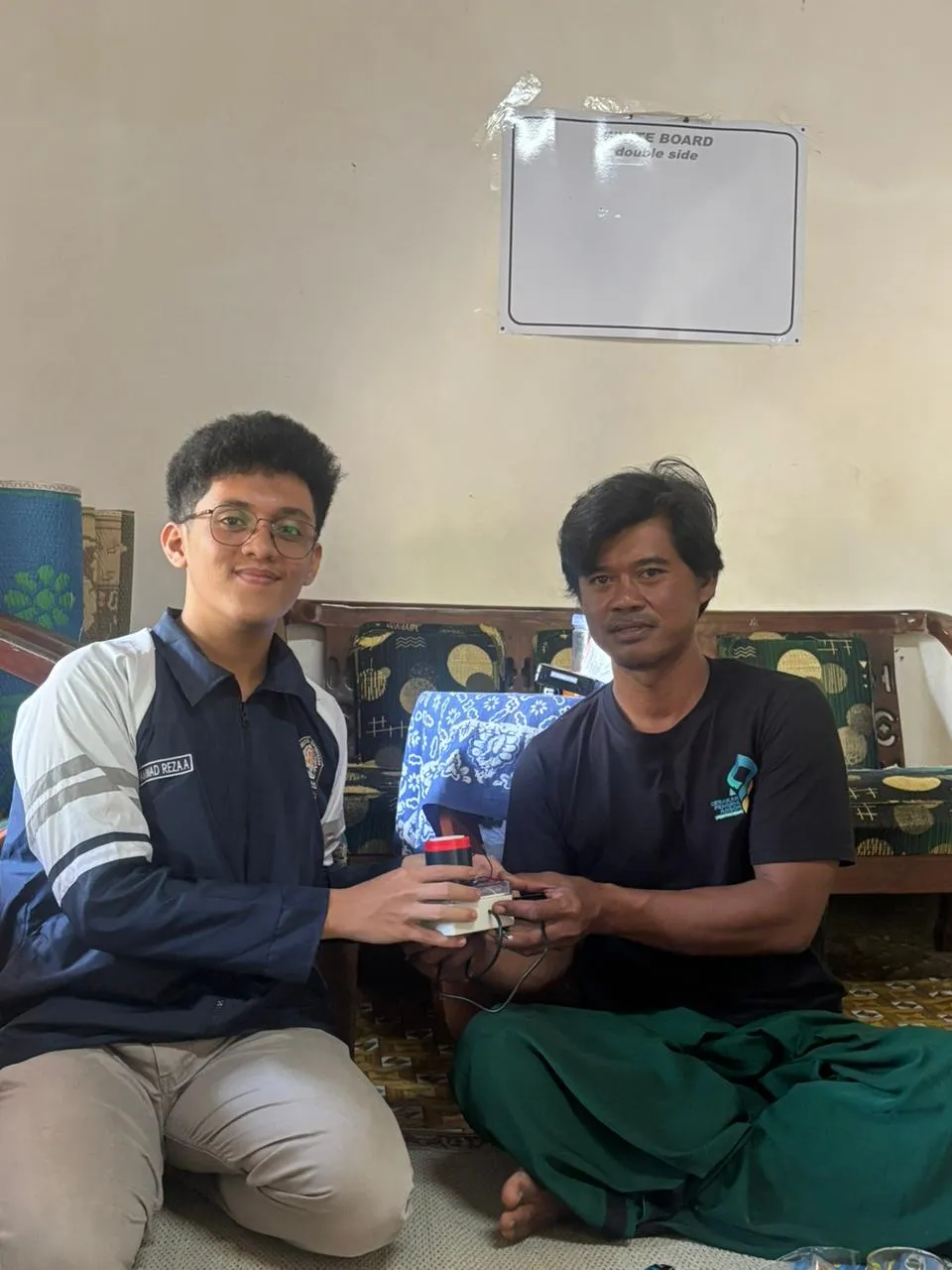 Mahasiswa UNDIP Kembangkan Prototype Pendeteksi Upwelling Berbasis IoT di KJA Desa Ngargotirto