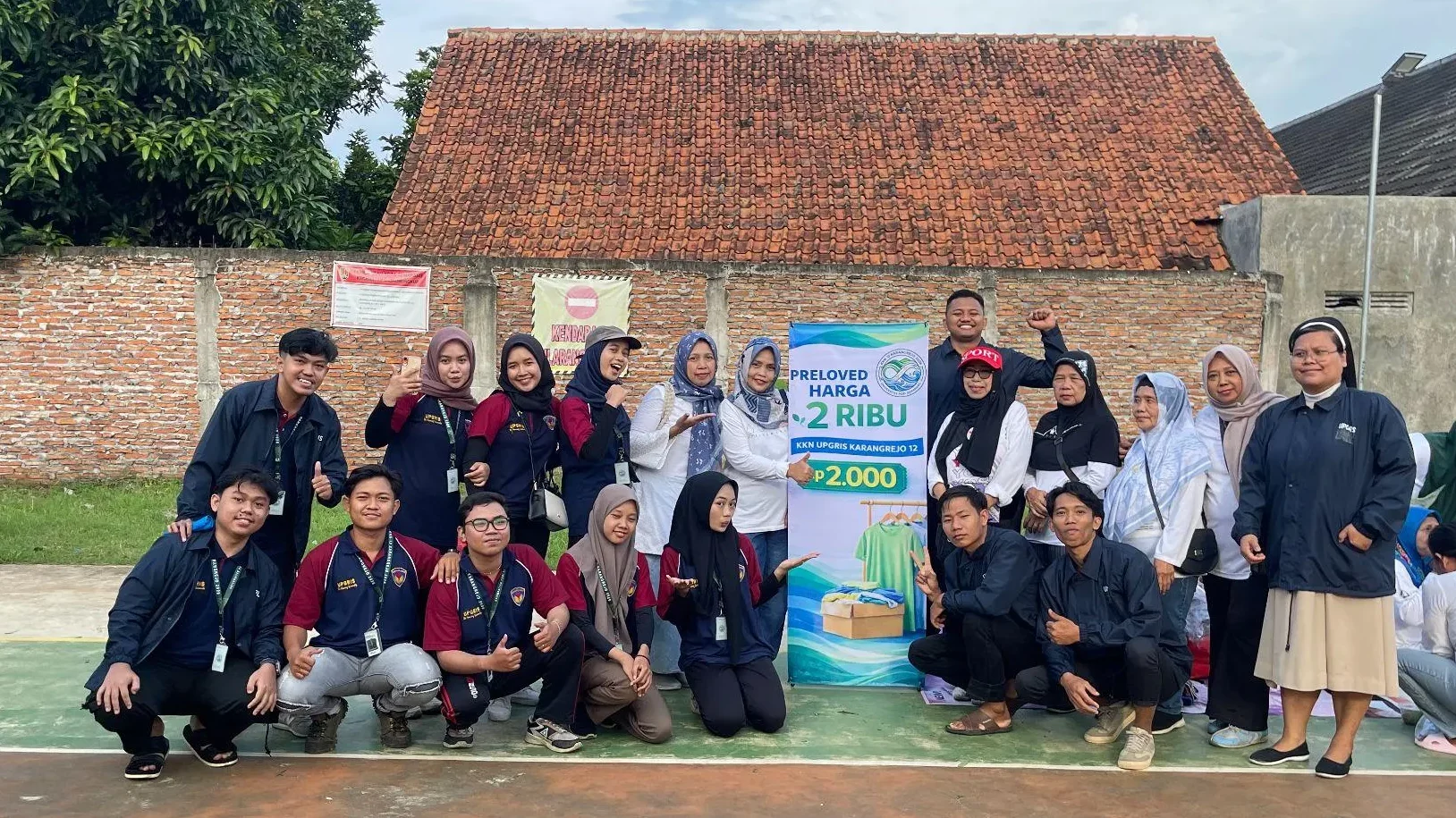 Dorong Ekonomi Kreatif, Mahasiswa KKN UPGRIS Kelompok 12 Perkuat Branding UMKM Warga Karangrejo