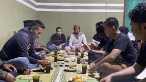 Optimalkan Limbah Sekam Padi Petani, Mahasiswa KKN UNDIP Gelar Sosialisasi Batako Abu Sekam di Desa Tambakan