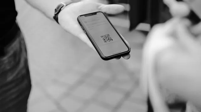 Dampak Negatif Penggunaan QRIS terhadap Pedagang Kecil di Era Digital