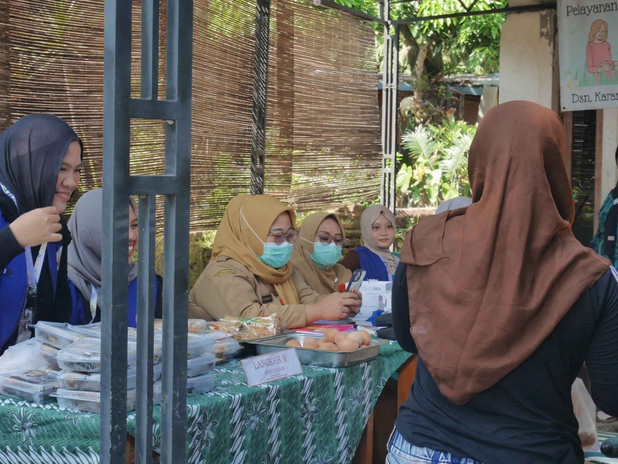 word-image-1514-1 Tingkatkan Kesadaran Warga Pentingnya Hidup Sehat, Mahasiswa UNAIR Lakukan Konsistensi Program Kerja Posyandu di Dusun Karangsari, Desa Bendunganjati